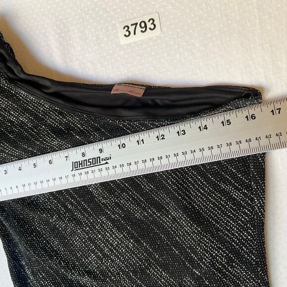 Fashion Magazine Women Cocktail Dress size XS One Sleeve KneeLength Sequin Black - Picture 2 of 10